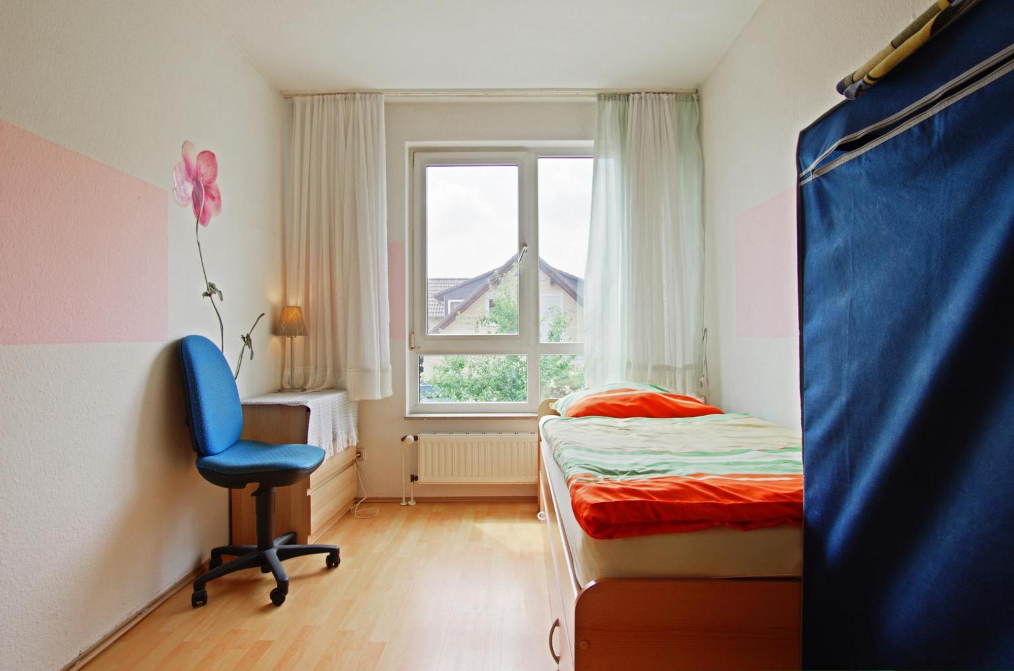 Private Rooms Near Exhibition Center Hannover Szoba fotó